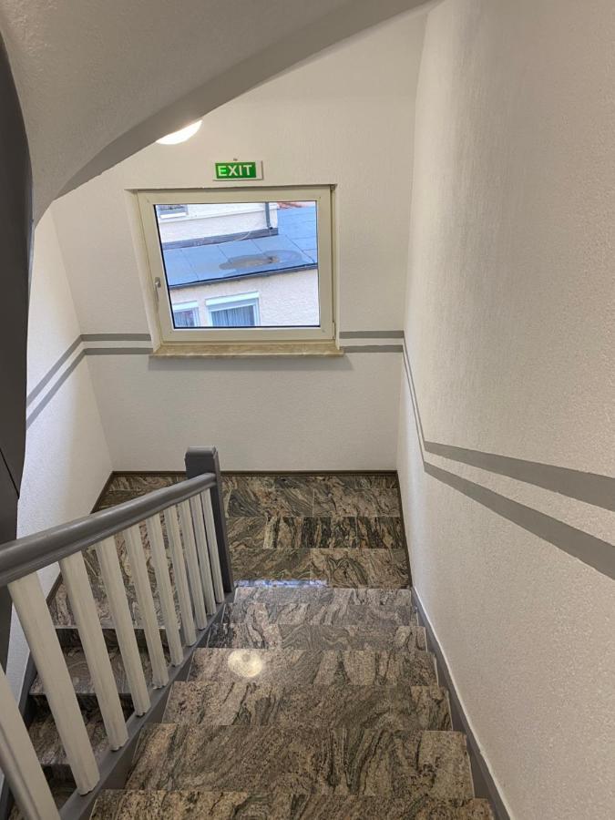 Hotel Weisse Rose By Strada Heidenheim an der Brenz Bagian luar foto